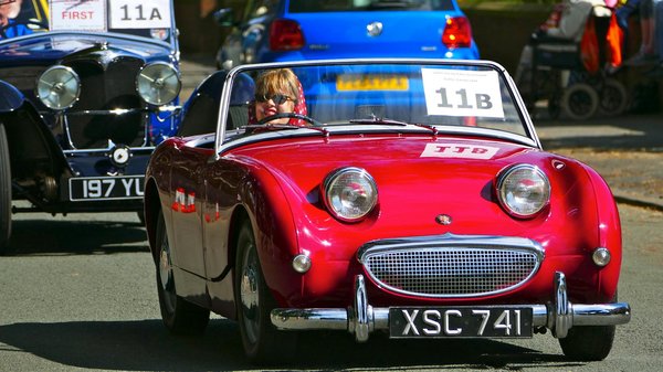 Come si effettua il cambio dell'olio motore in modo corretto?